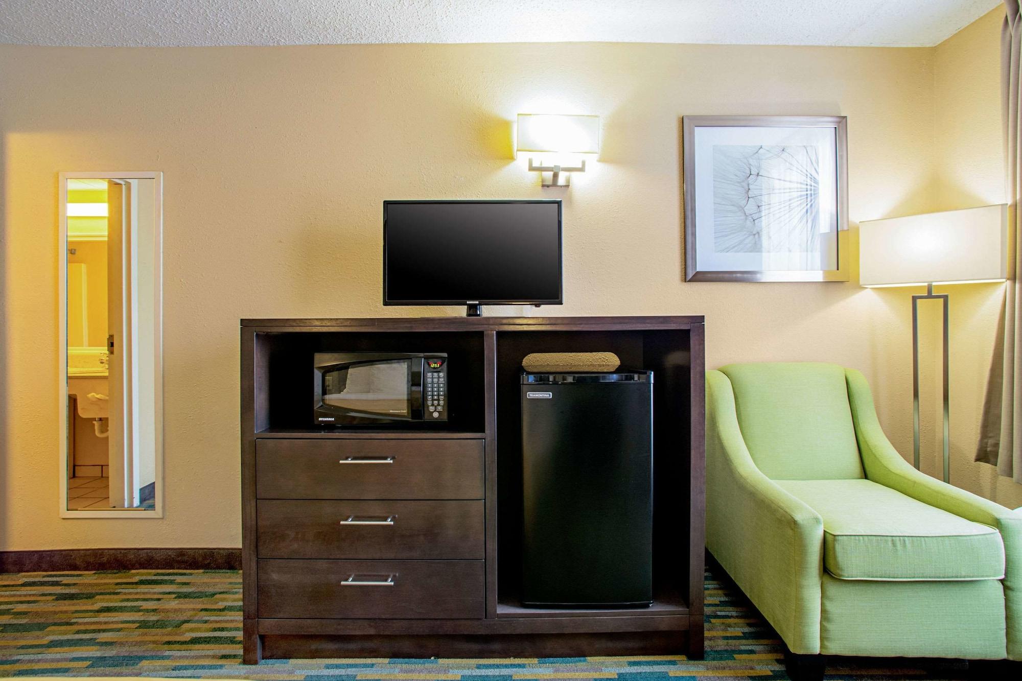 Quality Inn Near Six Flags St. Louis Pacific Eksteriør billede