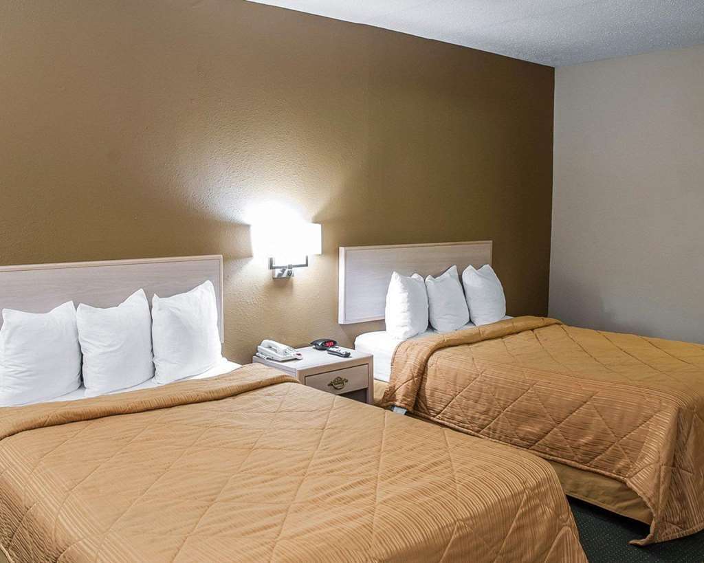 Quality Inn Near Six Flags St. Louis Pacific Værelse billede