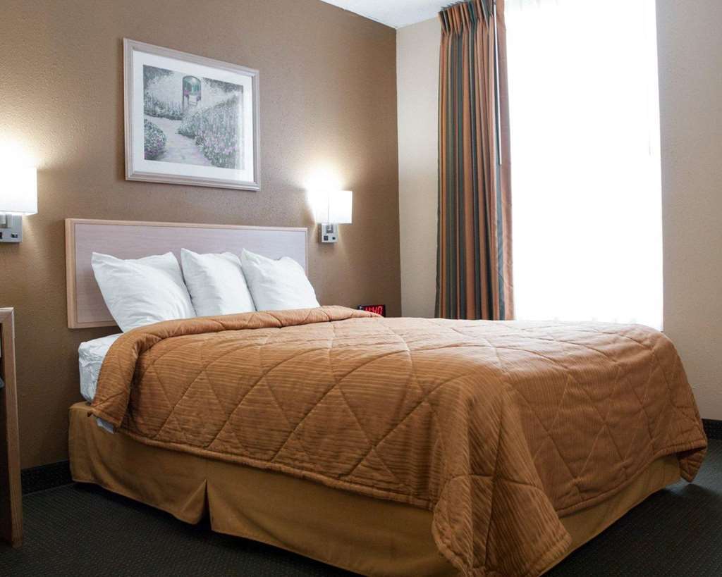 Quality Inn Near Six Flags St. Louis Pacific Værelse billede
